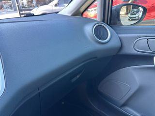 Ford Fiesta 2010 TITANIUM-thumb-20