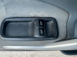 Ford Fiesta 2010 TITANIUM-thumb-29