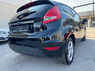 Ford Fiesta 2010 TITANIUM-thumb-8