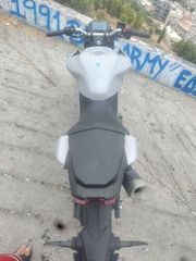 Yamaha MT-03 2025 MT-03-thumb-2