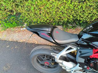 Mv Agusta F3 2012-thumb-17