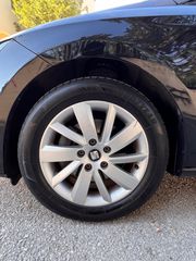 Seat Leon 2013 5F-thumb-3