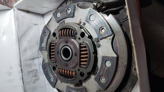 Subaru 6 speed Δίσκος 6 puck με carbon pads με 8000χλμ απο rebuild και πλατό Subaru STI+ρουλεμαν