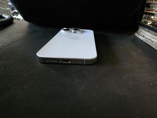 IPhone 16 pro 256 GB-thumb-2