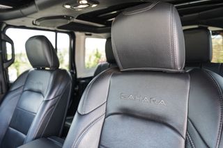 Jeep Wrangler 2019 SAHARA UNLIMITED Sky One-Touch-thumb-13