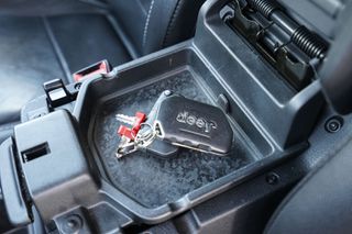 Jeep Wrangler 2019 SAHARA UNLIMITED Sky One-Touch-thumb-33