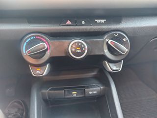 Kia Rio 2021 1.0 ADVANCE-thumb-17