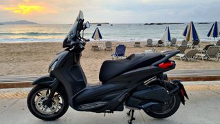 Piaggio Beverly 400 2022 HPE S black matte