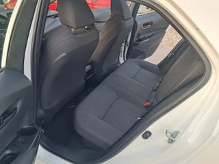 Toyota Corolla 2022 1.8 HYBRID*ΕΛΛΗΝΙΚΗΣ ΑΝΤΙΠΡΟΣΩΠΕΙΑΣ*-thumb-17