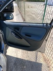 Toyota Yaris 2001 ΚΟΜΜΆΤΙ ΚΟΜΜΆΤΙ ΜΟΝΟ....-thumb-2