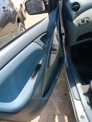 Toyota Yaris 2001 ΚΟΜΜΆΤΙ ΚΟΜΜΆΤΙ ΜΟΝΟ....-thumb-6