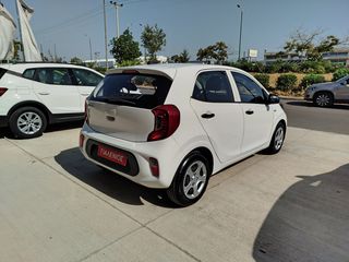 Kia Picanto 2023 1.0i 12v LX Inmotion AUTOMATIC-thumb-8