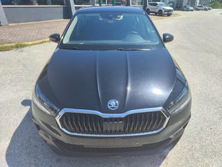 Skoda Fabia 2024 SELECTION 1.0 TSI 116 PS DSG7-thumb-1