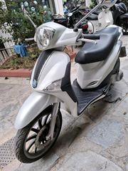 Piaggio Liberty 150 2010-thumb-2
