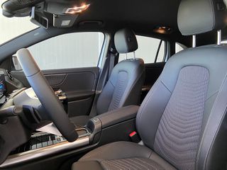 Mercedes-Benz GLA 200 2025 MHEV 163HP NAVI LED 7G TRONIC-thumb-16