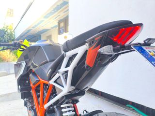 KTM 1290 Super Duke R 2019-thumb-41