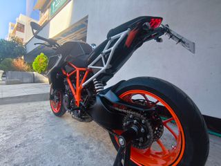 KTM 1290 Super Duke R 2019-thumb-34