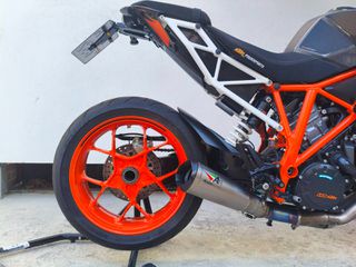 KTM 1290 Super Duke R 2019-thumb-21