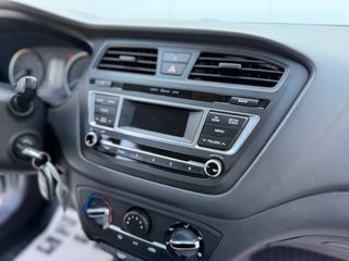 Hyundai i 20 2016 1.2 /  AUTO ΛΑΖΑΡΙΔΗΣ-thumb-28
