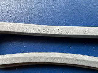 Λάστιχο φανού πίσω E class w124-thumb-1