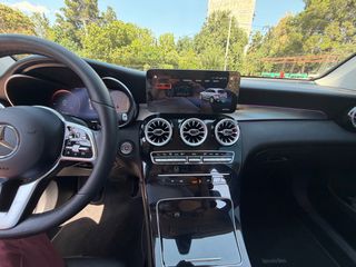 Mercedes-Benz GLC 200 2020 D-thumb-11