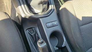 Toyota Hilux 2022-thumb-10