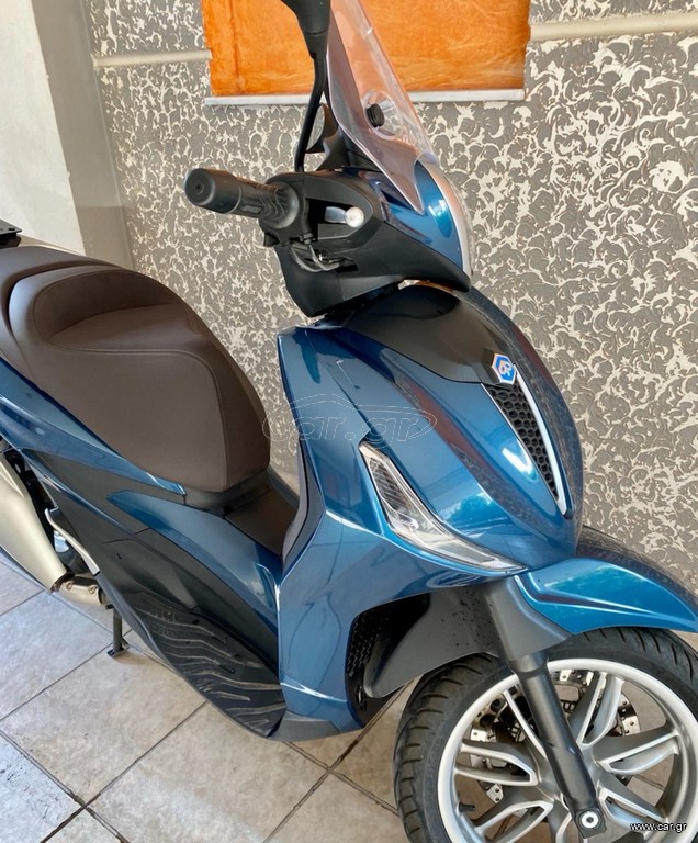 Piaggio Beverly 400 2023