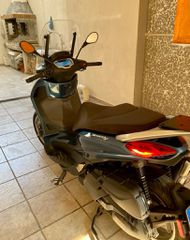 Piaggio Beverly 400 2023-thumb-9