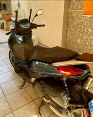 Piaggio Beverly 400 2023-thumb-12