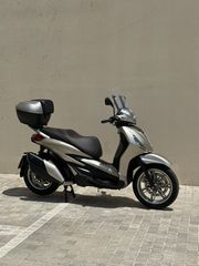 Piaggio Beverly 400 2023 Top box