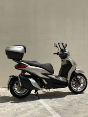 Piaggio Beverly 400 2023 Top box-thumb-2