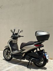 Piaggio Beverly 400 2023 Top box-thumb-8