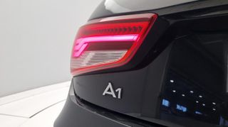 Audi A1 2015 Sportback 1.6 TDI Ambiente | ΕΩΣ 5 ΕΤΗ ΕΓΓΥΗΣΗ-thumb-6