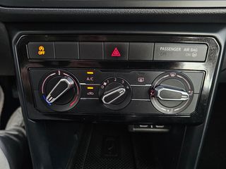 Volkswagen T-Cross 2021 1.0 TSI 95PS LIFE-thumb-59