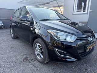 Hyundai i 20 2013 1200CC-FACE LIFT-bookservise