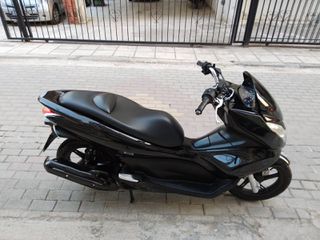 Honda PCX 125 2011-thumb-8