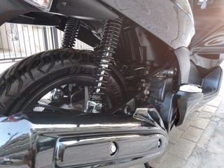 Honda PCX 125 2011-thumb-10