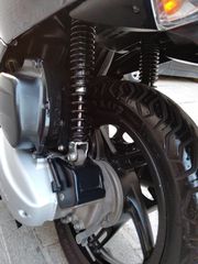 Honda PCX 125 2011-thumb-11