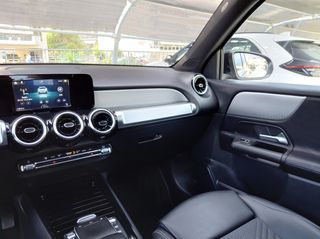 Mercedes-Benz GLB 200 2021-thumb-26