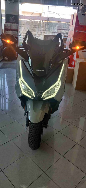 Honda Forza 350 2026 FORZA 350 TOP BOX
