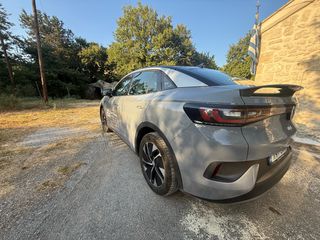 Volkswagen ID.5 2024 PRO-thumb-1