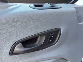 Ford Transit 2016 L4 H3 Ερασιτεχνικό δίπλωμα Διπλά λάστιχα-thumb-16