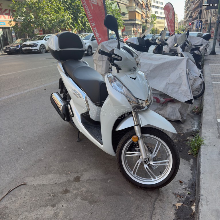 Honda SH 300i 2016 TOP BOX ΣΑΝ ΚΑΙΝΟΥΡΓΙΟ