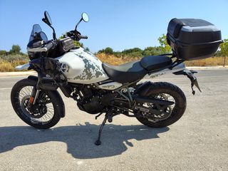 Royal Enfield Himalayan 2025