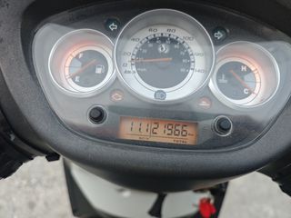 Sym HD2 200 2013 HD2 200-thumb-5
