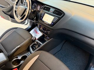 Hyundai i 20 2018 PREMIUM EDITION! PANORAMA, NAVI-thumb-42