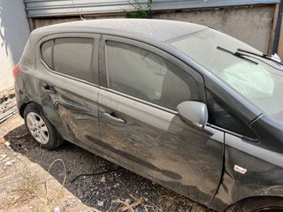 Opel Corsa 2016-thumb-3