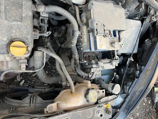 Opel Corsa 2016-thumb-10