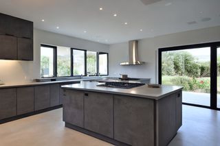 Intrahome Toscana Prime 4 χρώμα Εφέ Τσιμέντου έπιπλα κουζίνας 10 Μέτρα συνολικα τρέχον μέτρα Intrahome-65650012