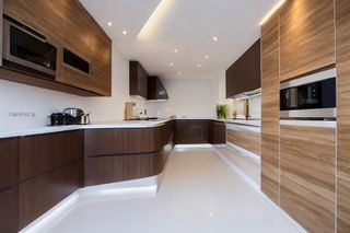 Intrahome Nordic Pro 4 χρώμα Λευκό Λακέ Πάνω & Δρυς Κάτω έπιπλα κουζίνας 10 Μέτρα συνολικα τρέχον μέτρα Intrahome-65650114